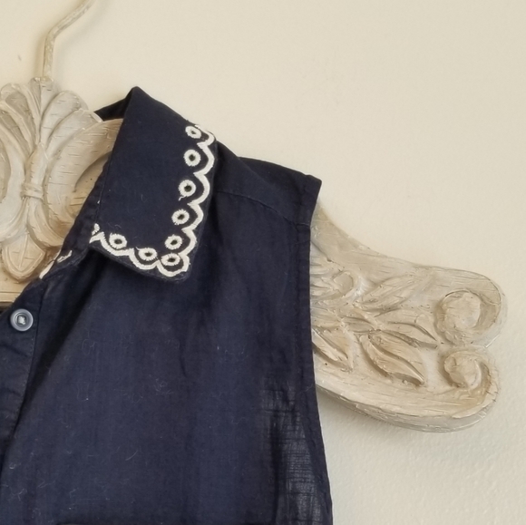 Anthropologie Moulinette Soeurs Navy Blue Embroidered Blouse Tank Size 0 - Picture 3 of 9